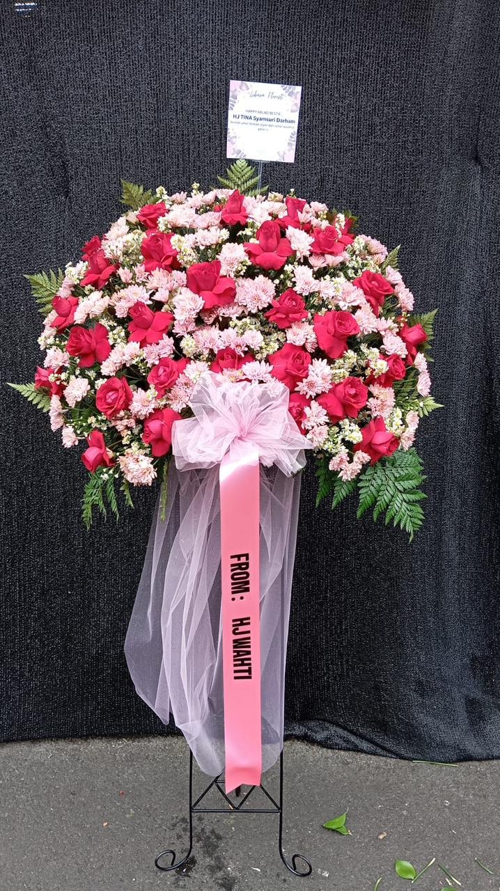 Standing flower duka cita Prof Dr H Sumarto MSIE dari Mahasiswa Magister Arsitektur UPI Angkatan Genap 2023 2024